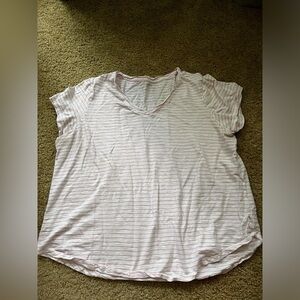 Old navy tee